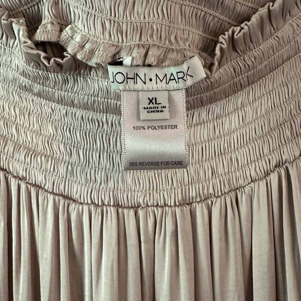 John Mark Gold Skirt - Picture 3 of 3